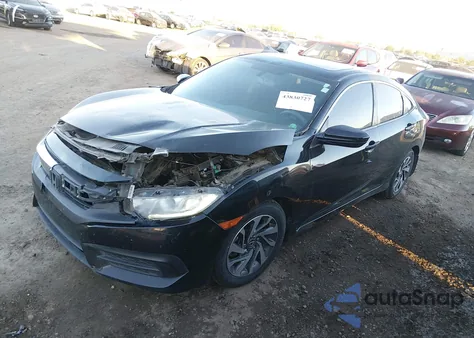 2017 Honda Civic Ex z USA, uszkodzony, nr VIN 19XFC2F79HE012362